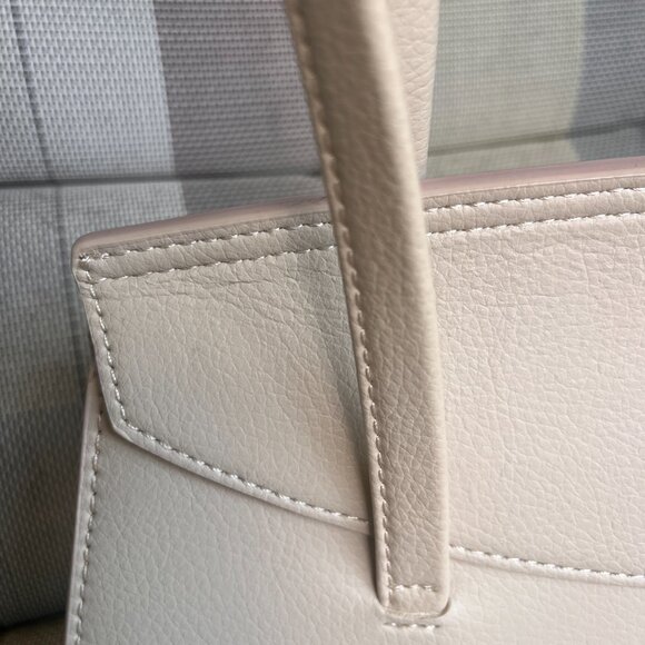 Freja NYC Caroline Bag in Oat - Picture 9 of 11